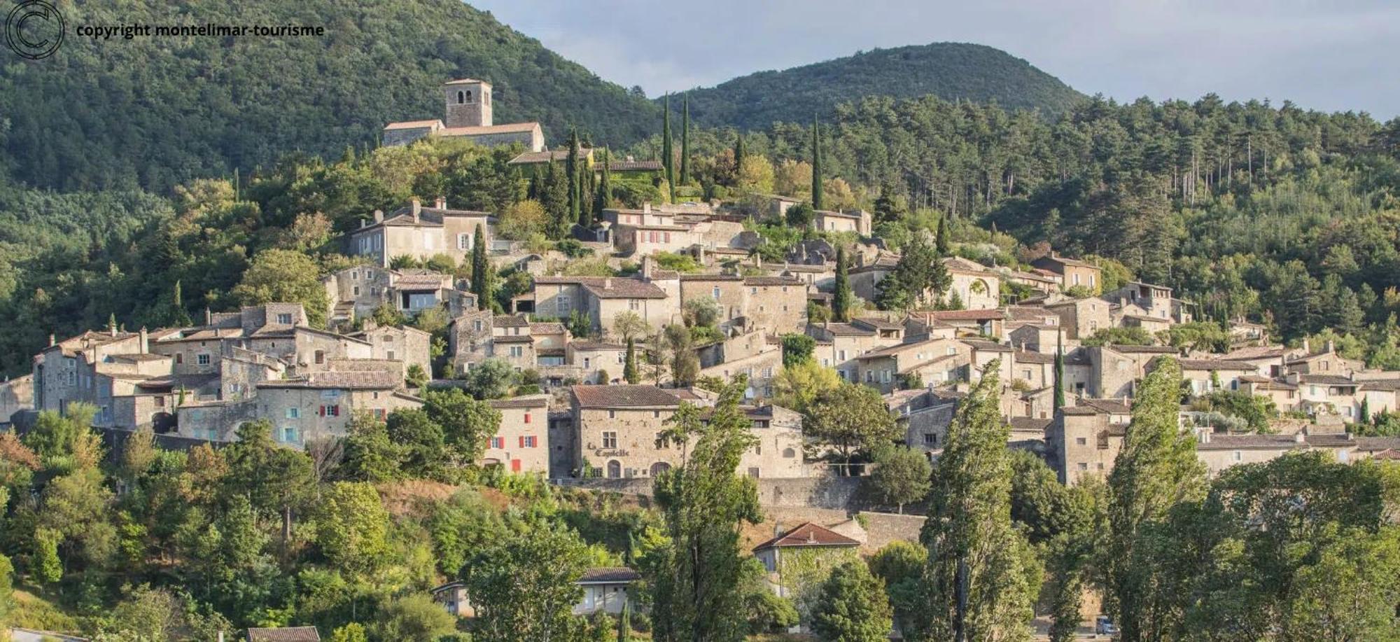 Campanile Montelimar Nord - A7 Sortie 17 Les Tourrettes Exterior foto